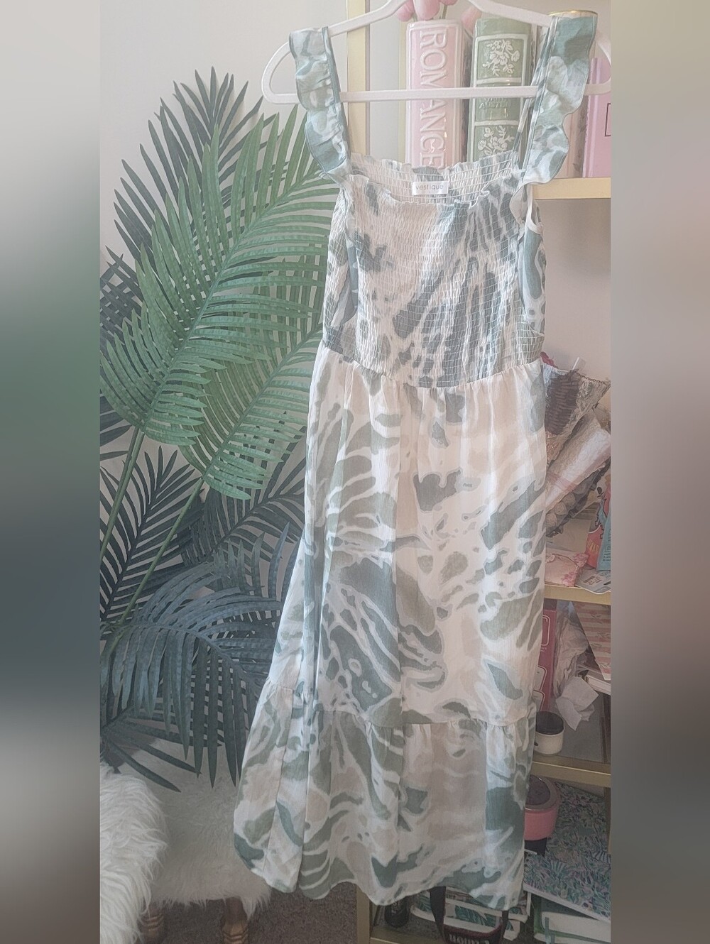 Vestique Green And White Maxi Dress - Women's Size Large